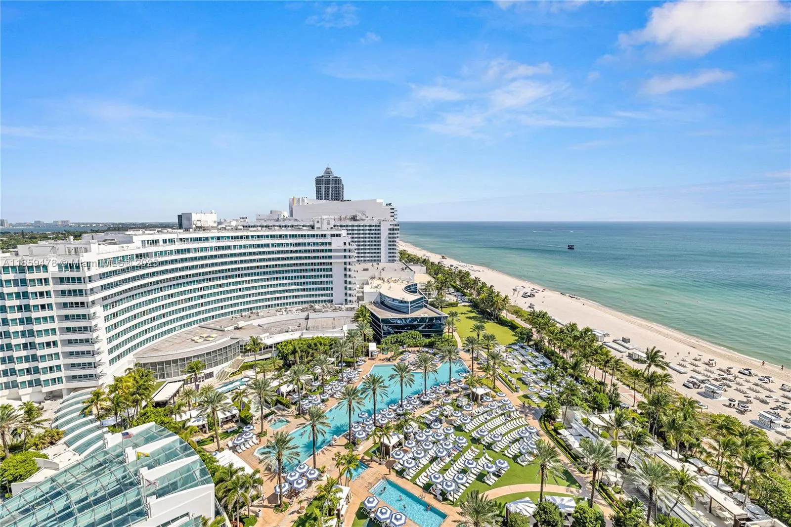 4391 Collins Ave, #1706-1707
