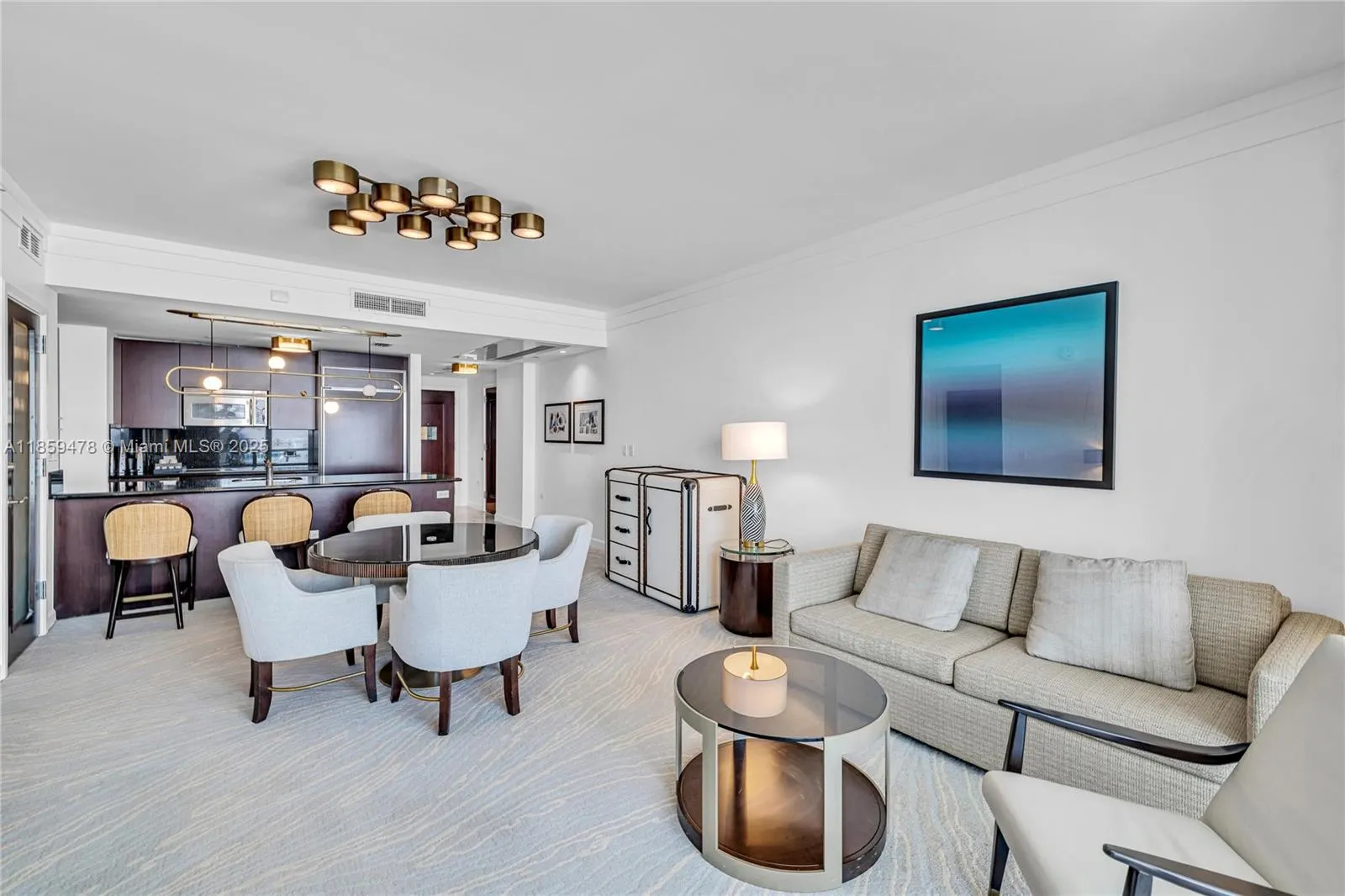 4391 Collins Ave, #1706-1707