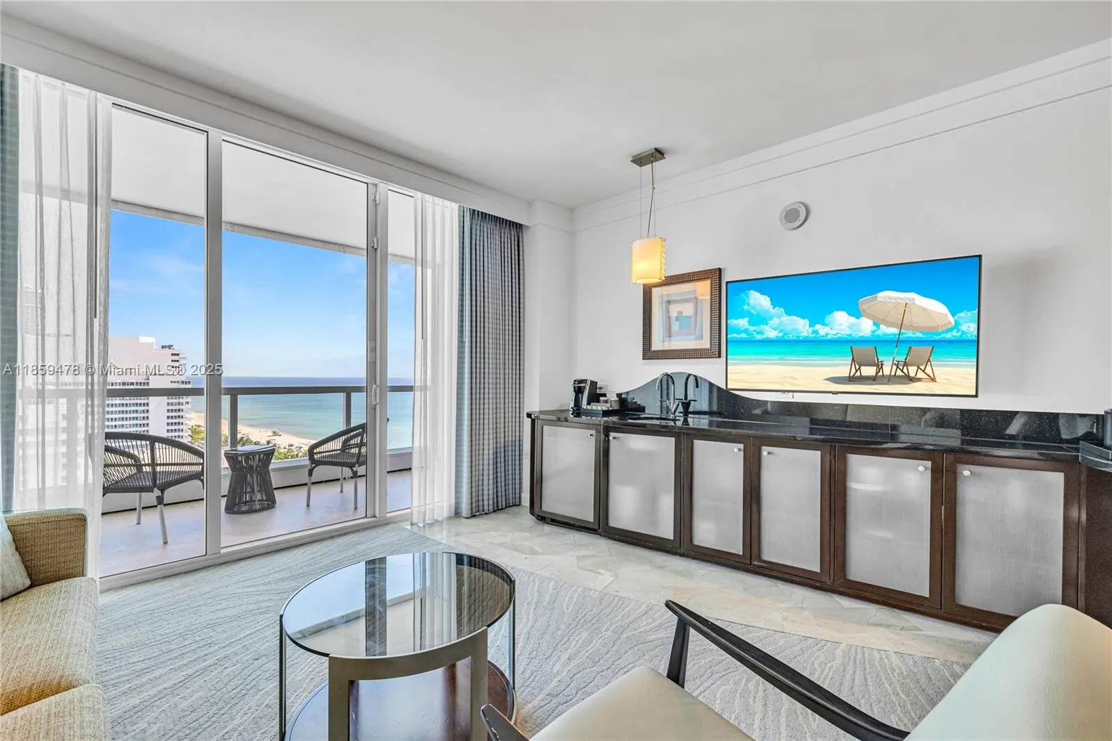 4391 Collins Ave, #1706-1707