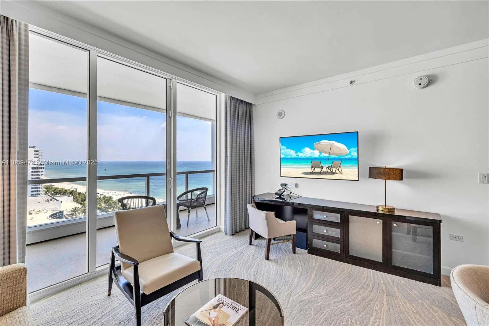 4391 Collins Ave, #1706-1707