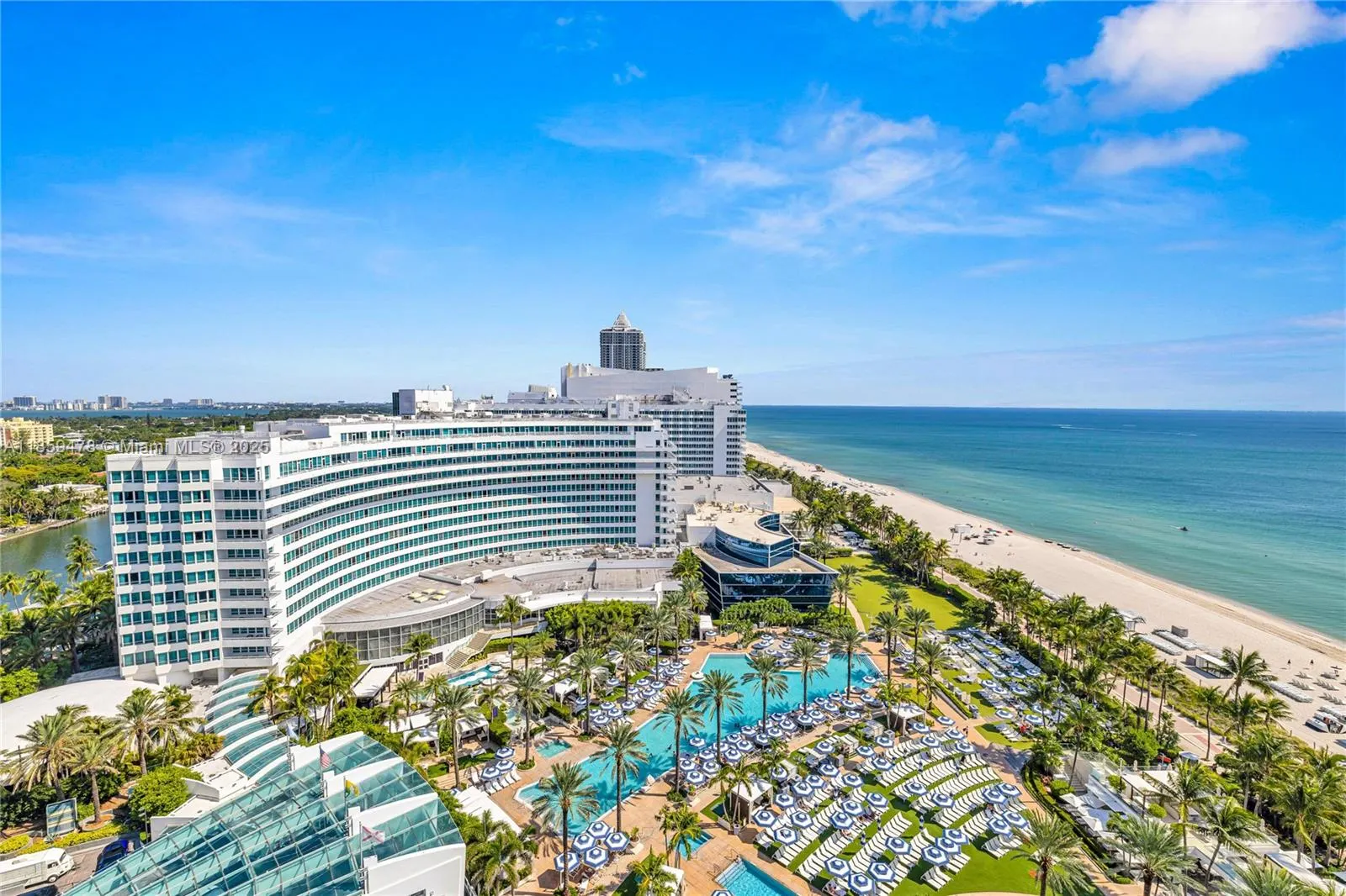 4391 Collins Ave, #1706-1707