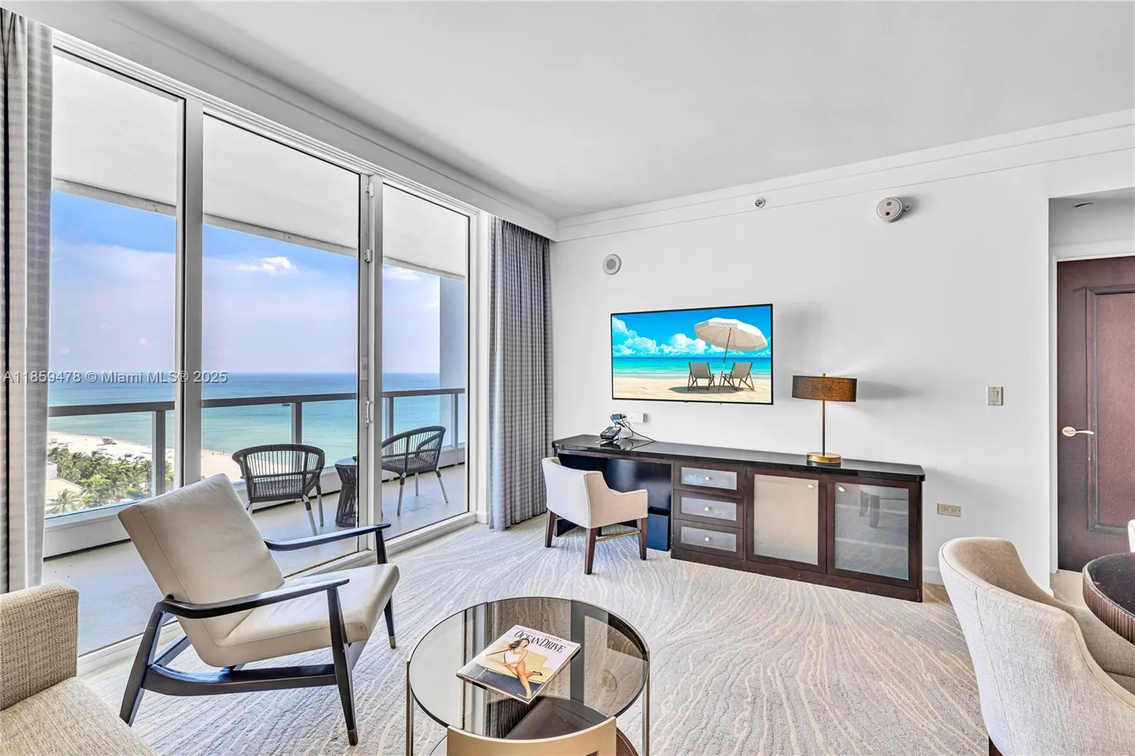 4391 Collins Ave, #1706-1707