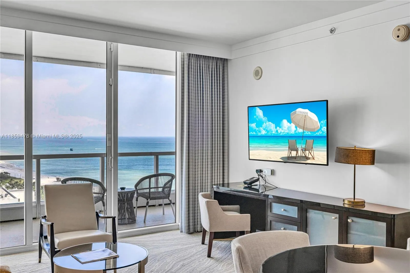 4391 Collins Ave, #1706-1707