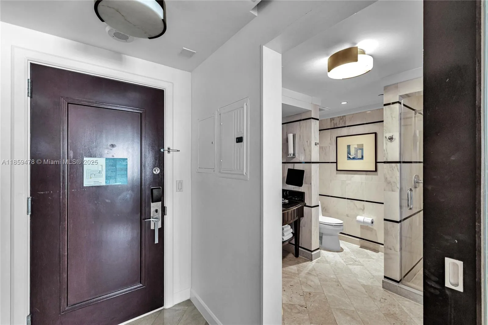 4391 Collins Ave, #1706-1707