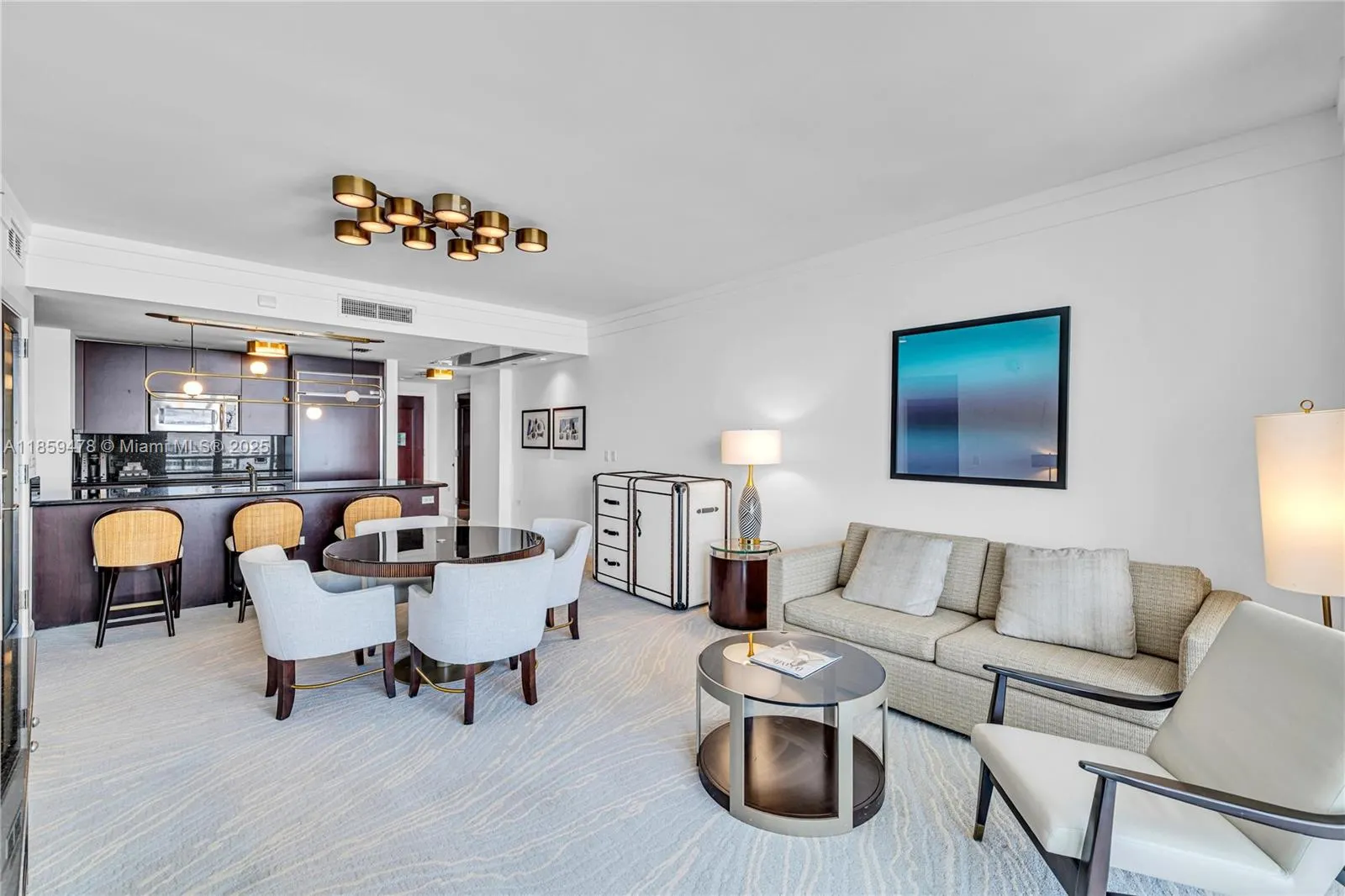 4391 Collins Ave, #1706-1707