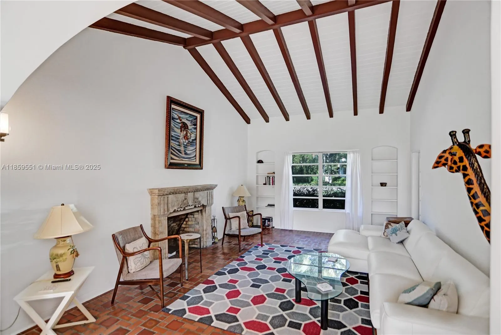2214 Segovia Cir