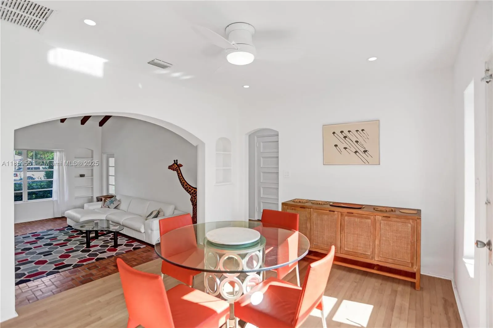 2214 Segovia Cir