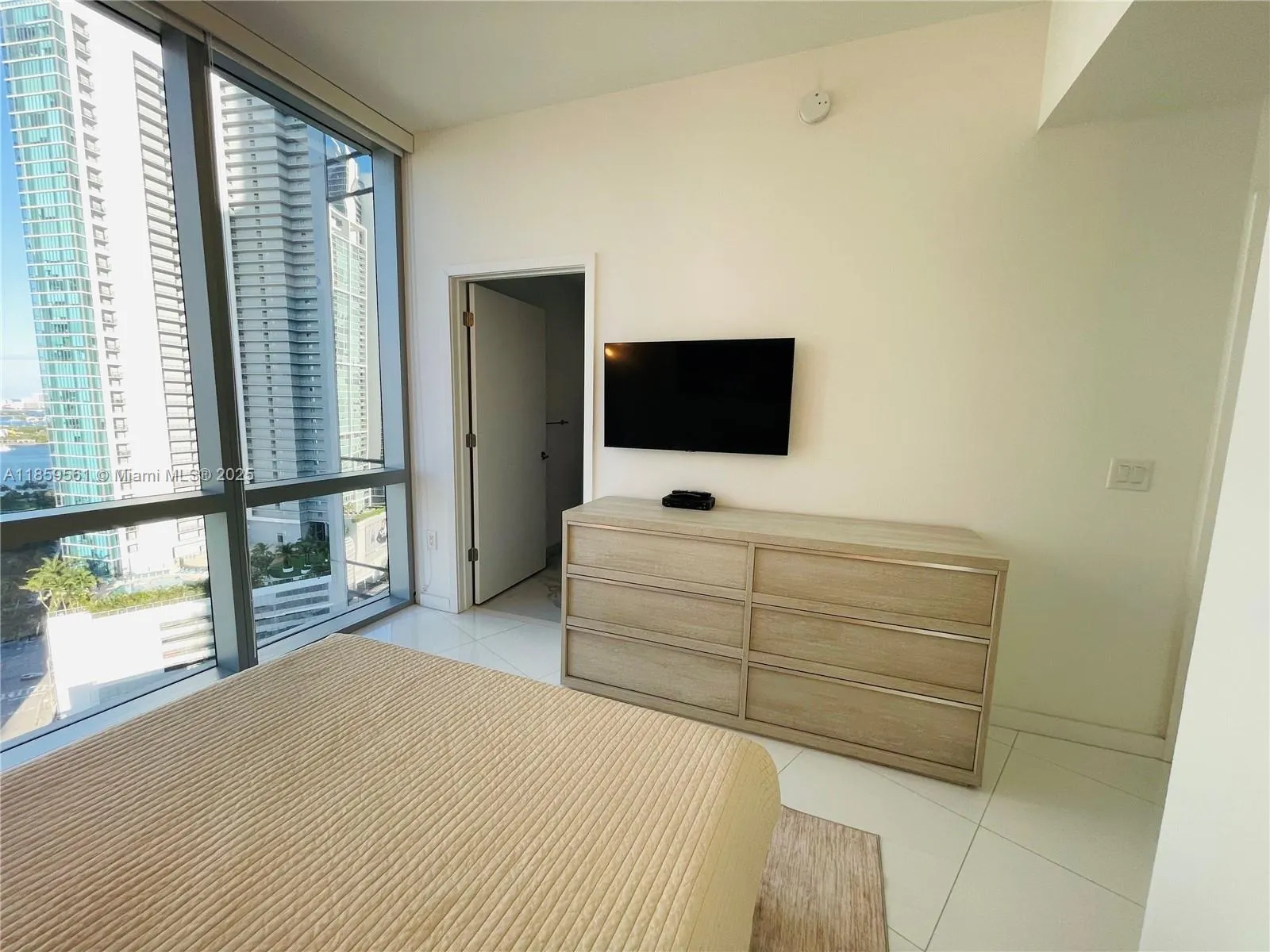 851 NE 1st Ave, #2303