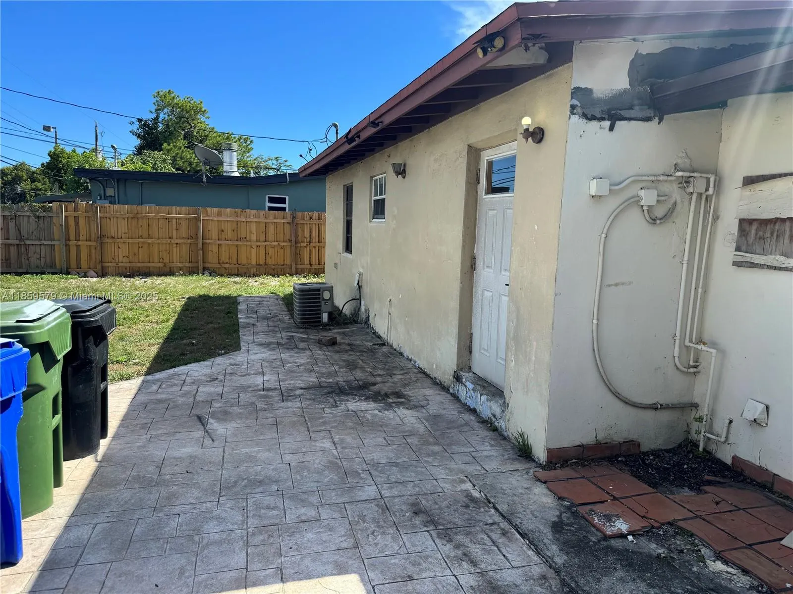 524 SW 22nd Ave
