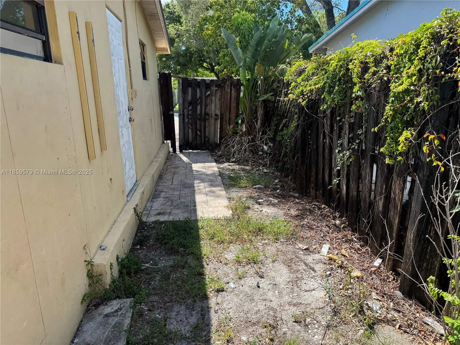524 SW 22nd Ave