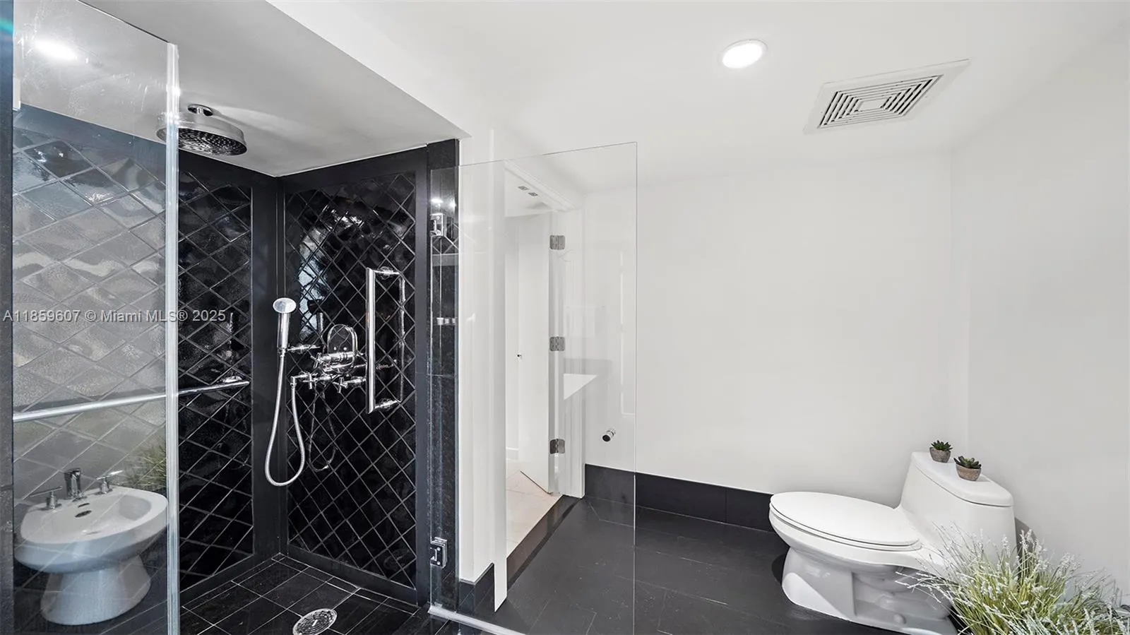 101 20th St, #3903