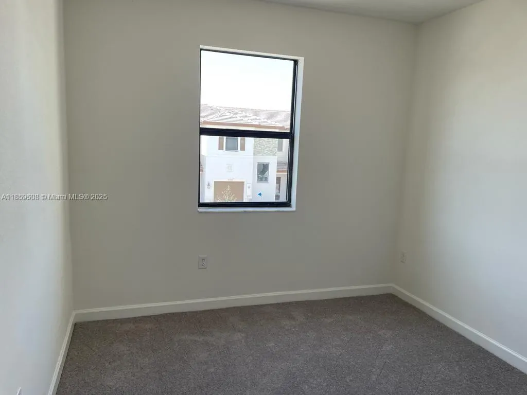10007 SW 231 Ln