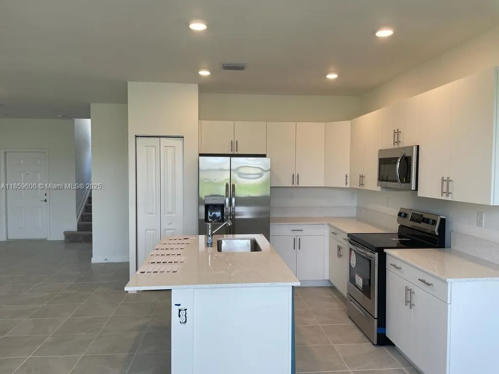 10007 SW 231 Ln