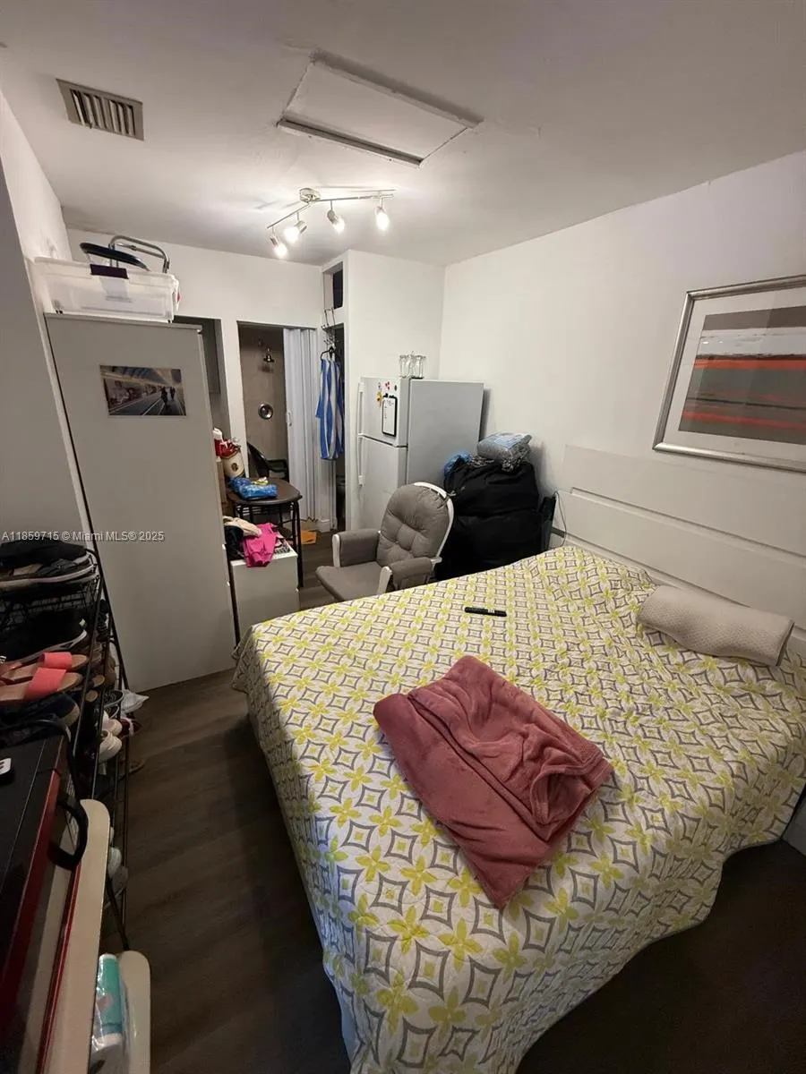 600 Minola Dr