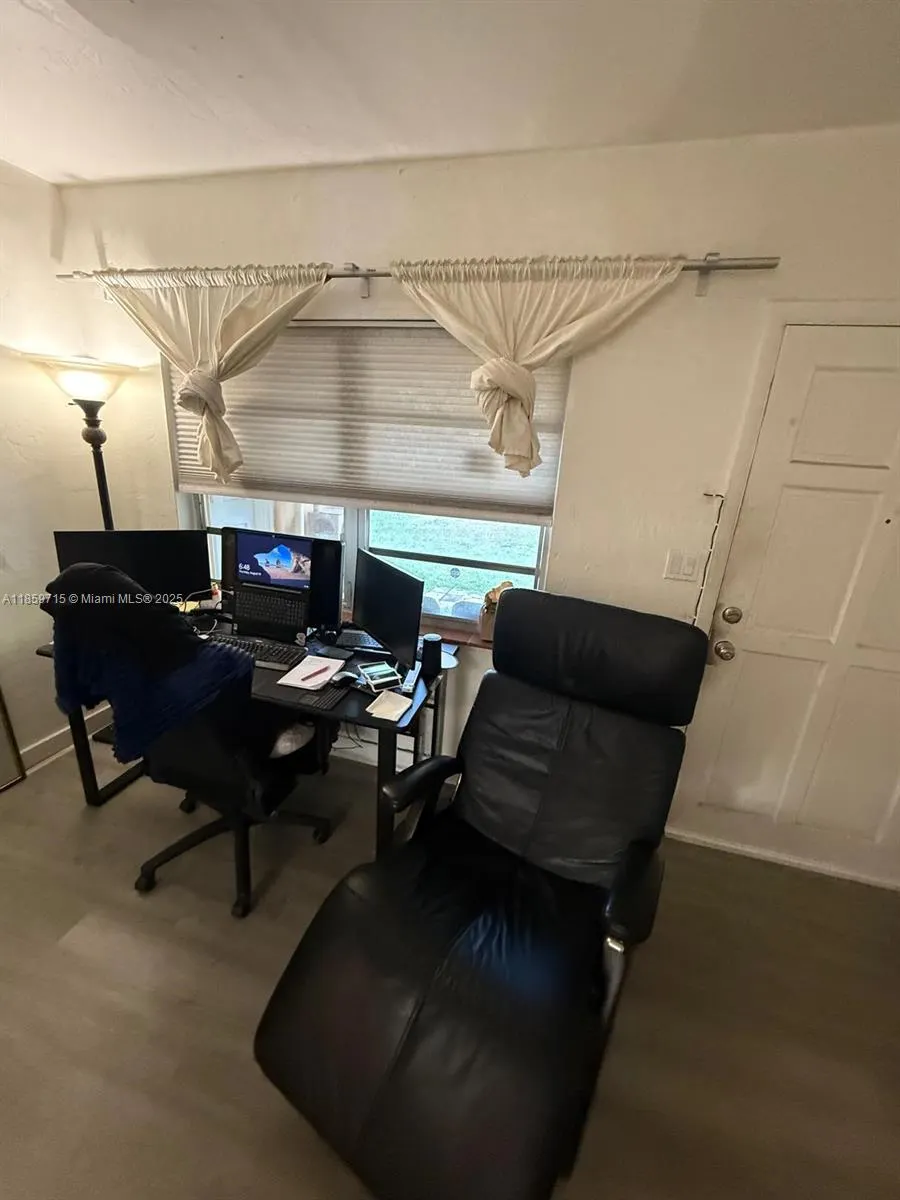 600 Minola Dr