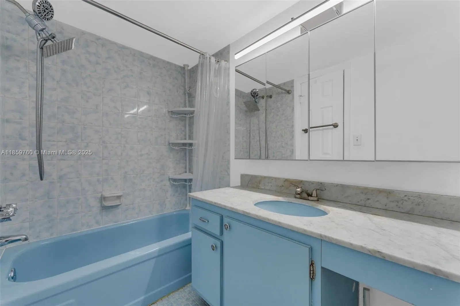 2780 NE 183rd St, #109