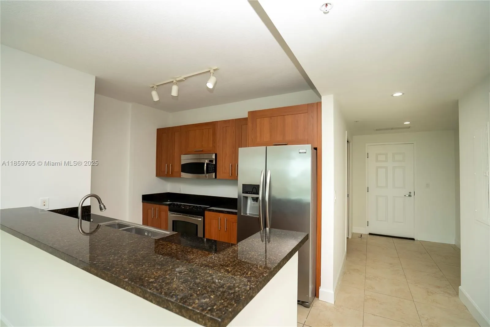 1300 Ponce De Leon Blvd, #709