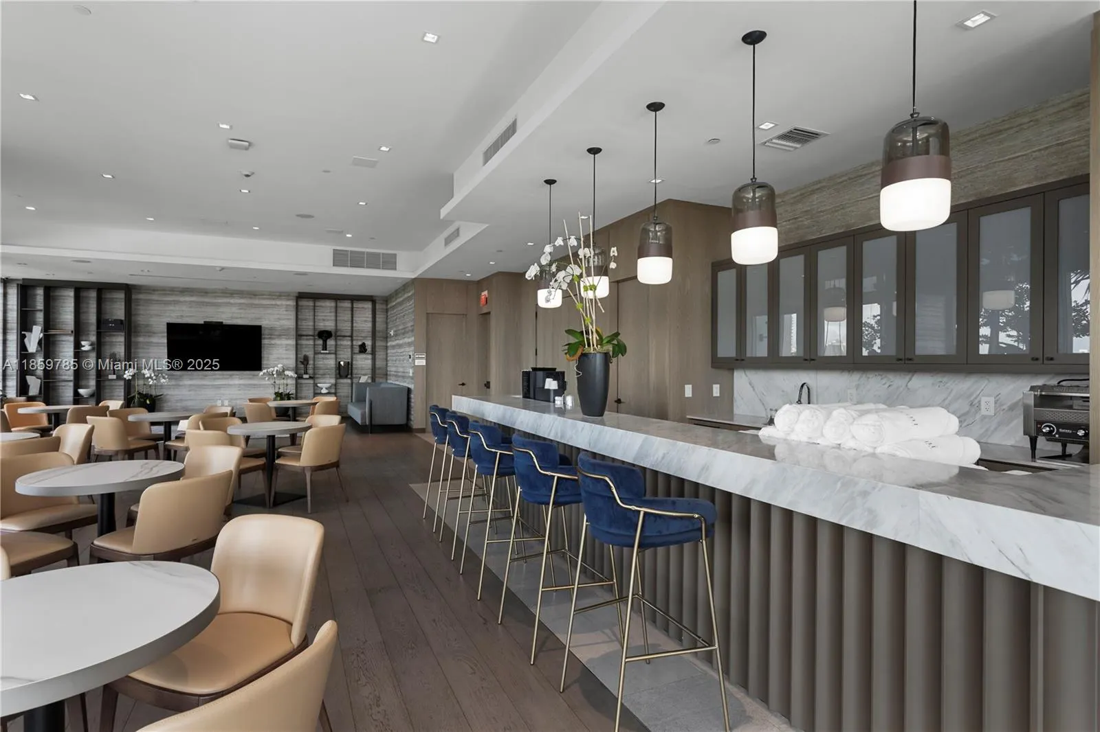 4100 Island Blvd, #1503