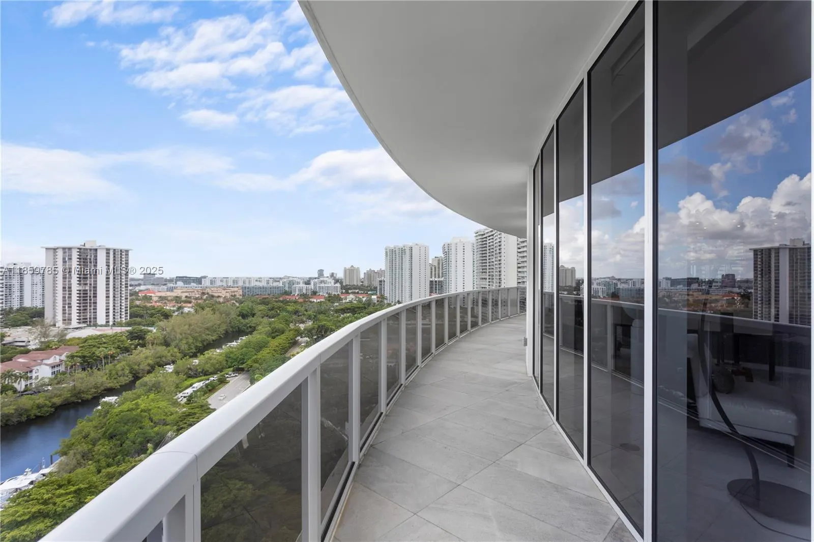4100 Island Blvd, #1503