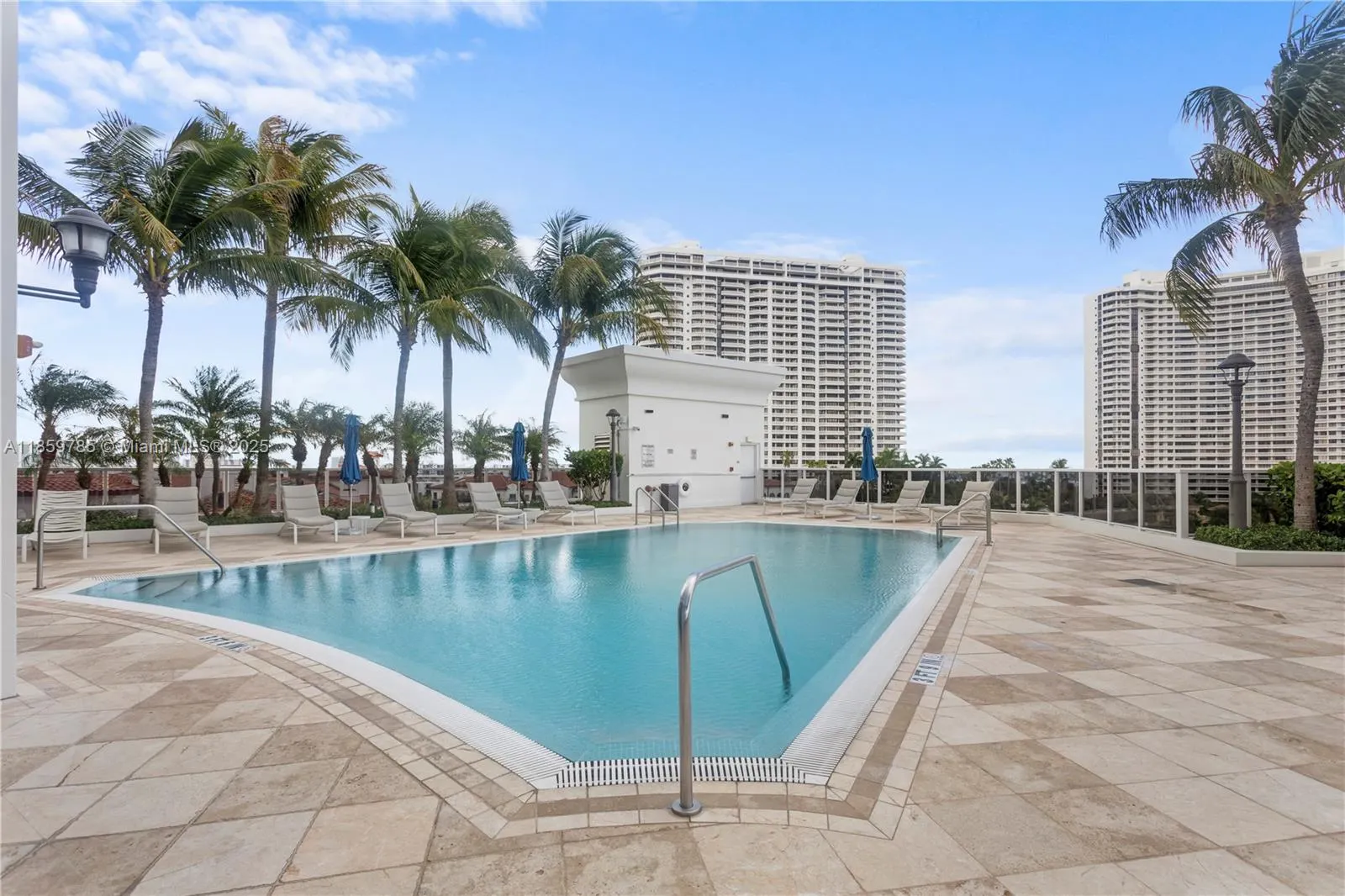 4100 Island Blvd, #1503