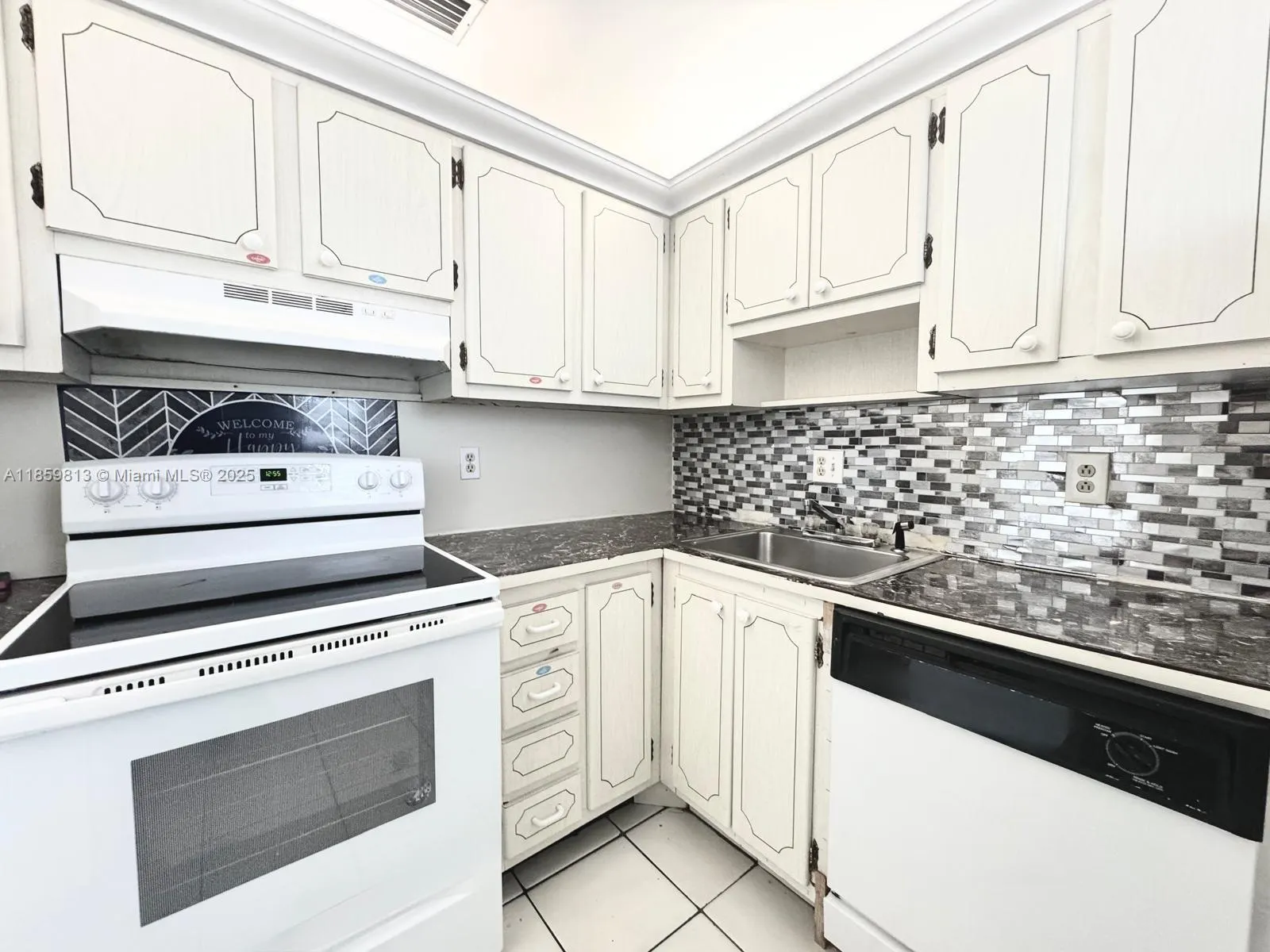 700 Layne Blvd, #210