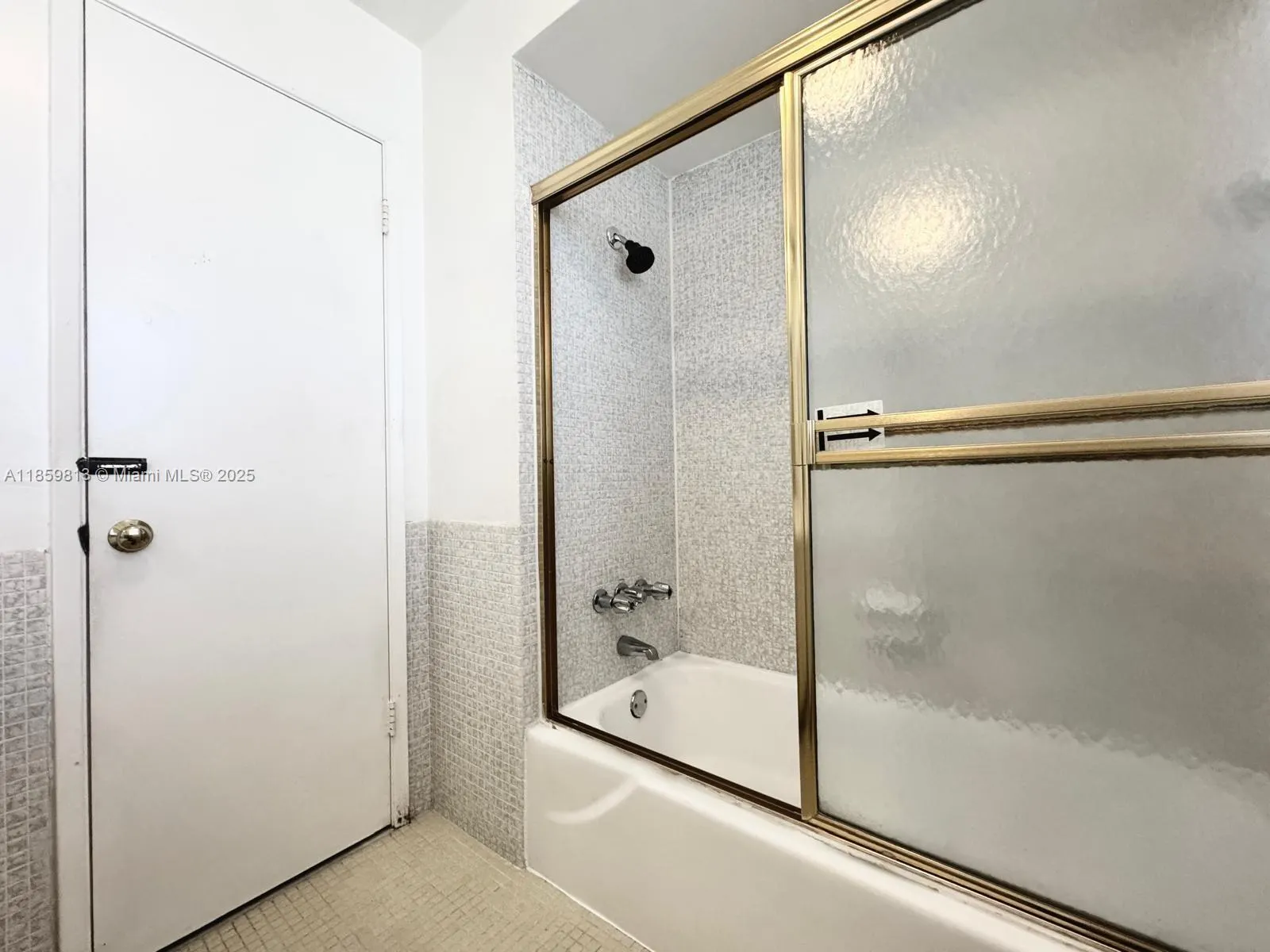 700 Layne Blvd, #210