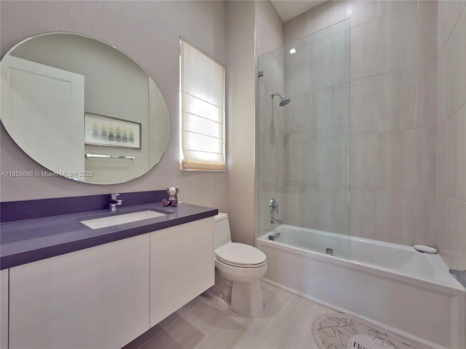 8162 NW 48th Ter
