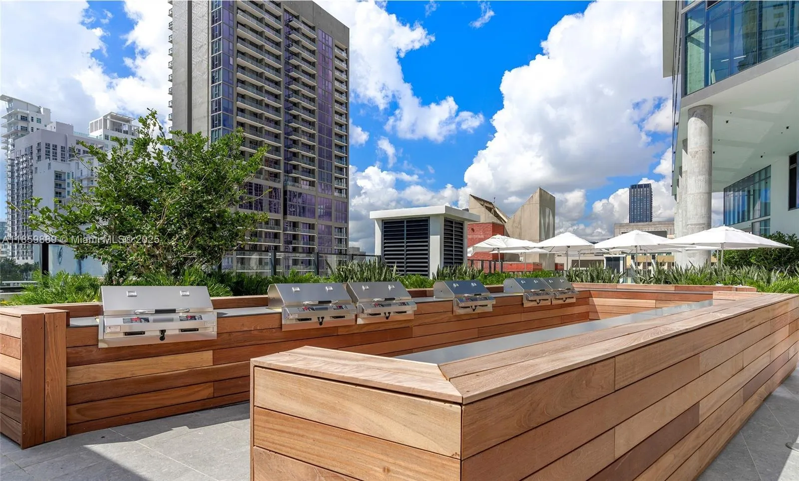 398 NE 5th St, #2513