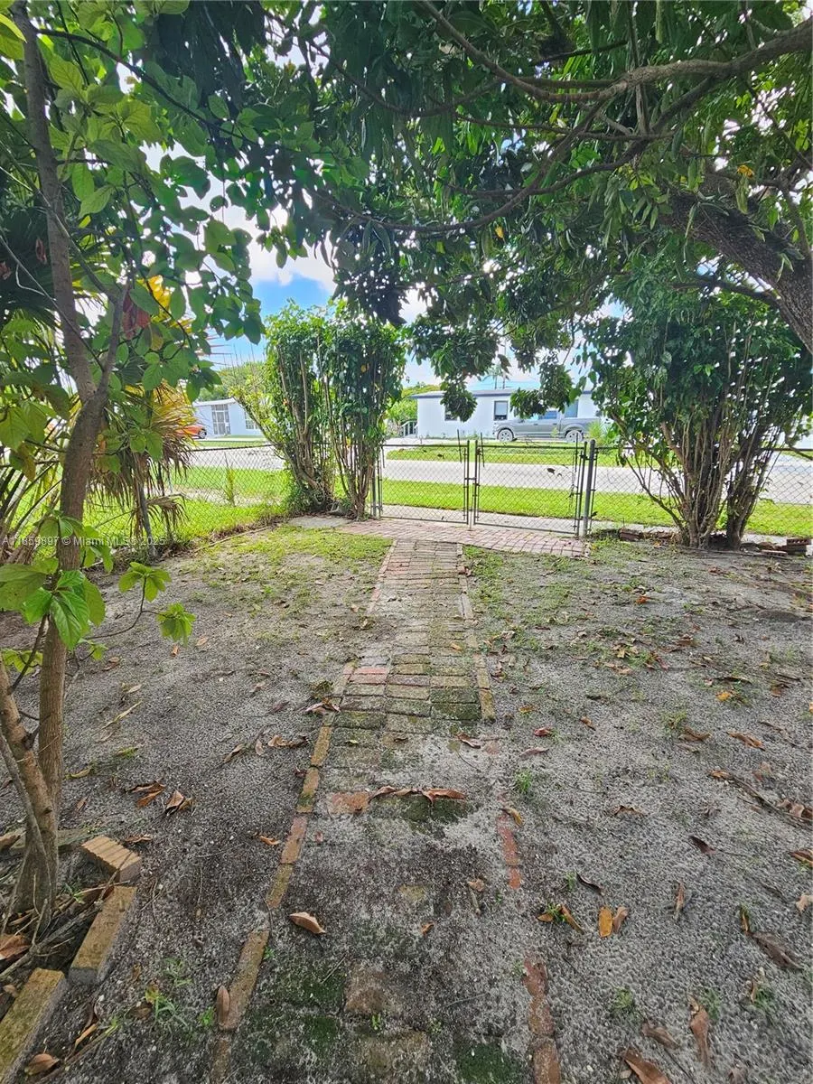 4151 SW 110th Ct