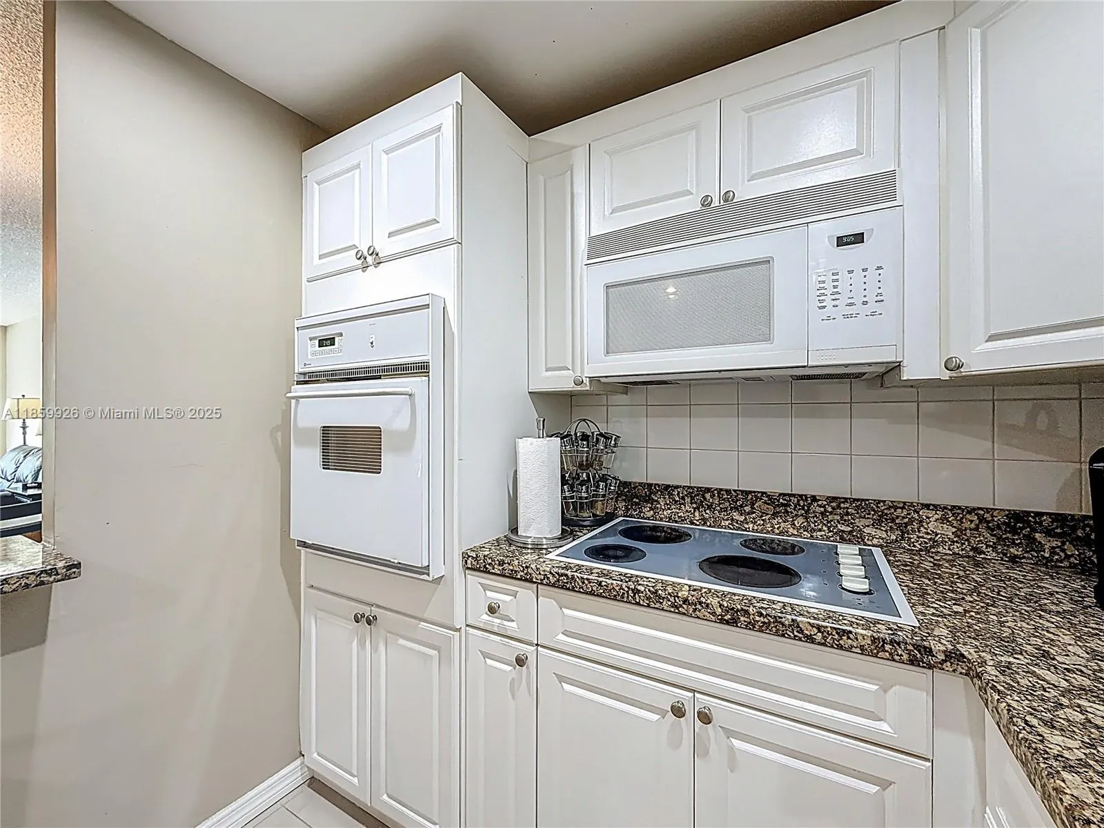 19380 Collins Ave, #308