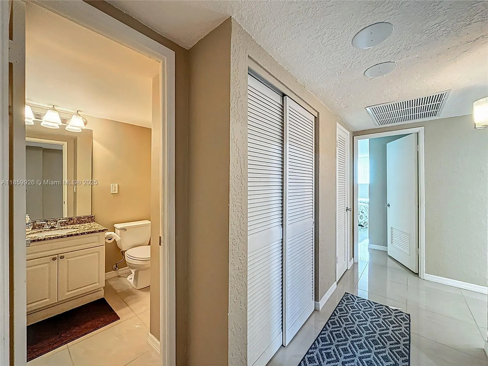 19380 Collins Ave, #308
