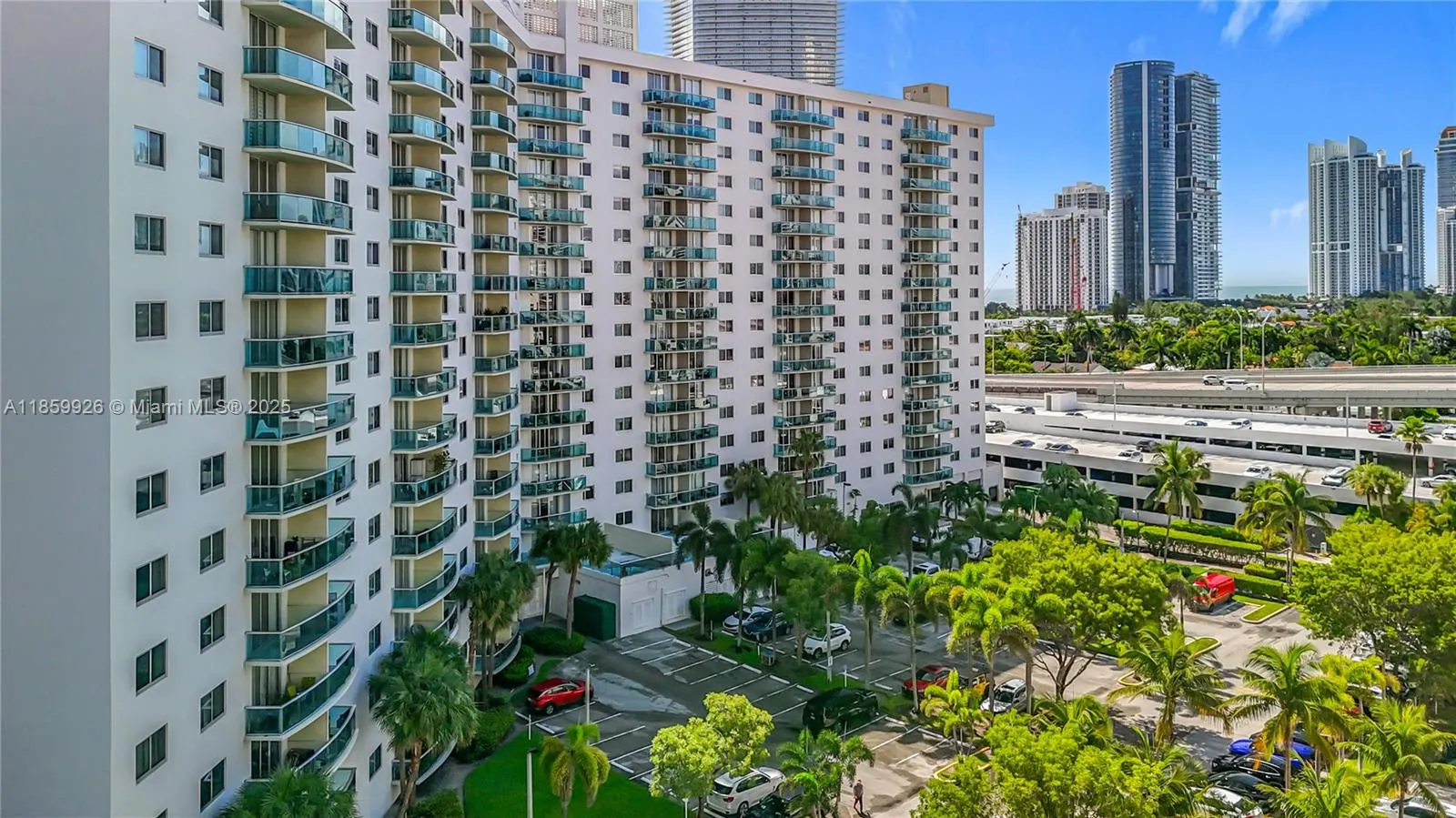 19380 Collins Ave, #308