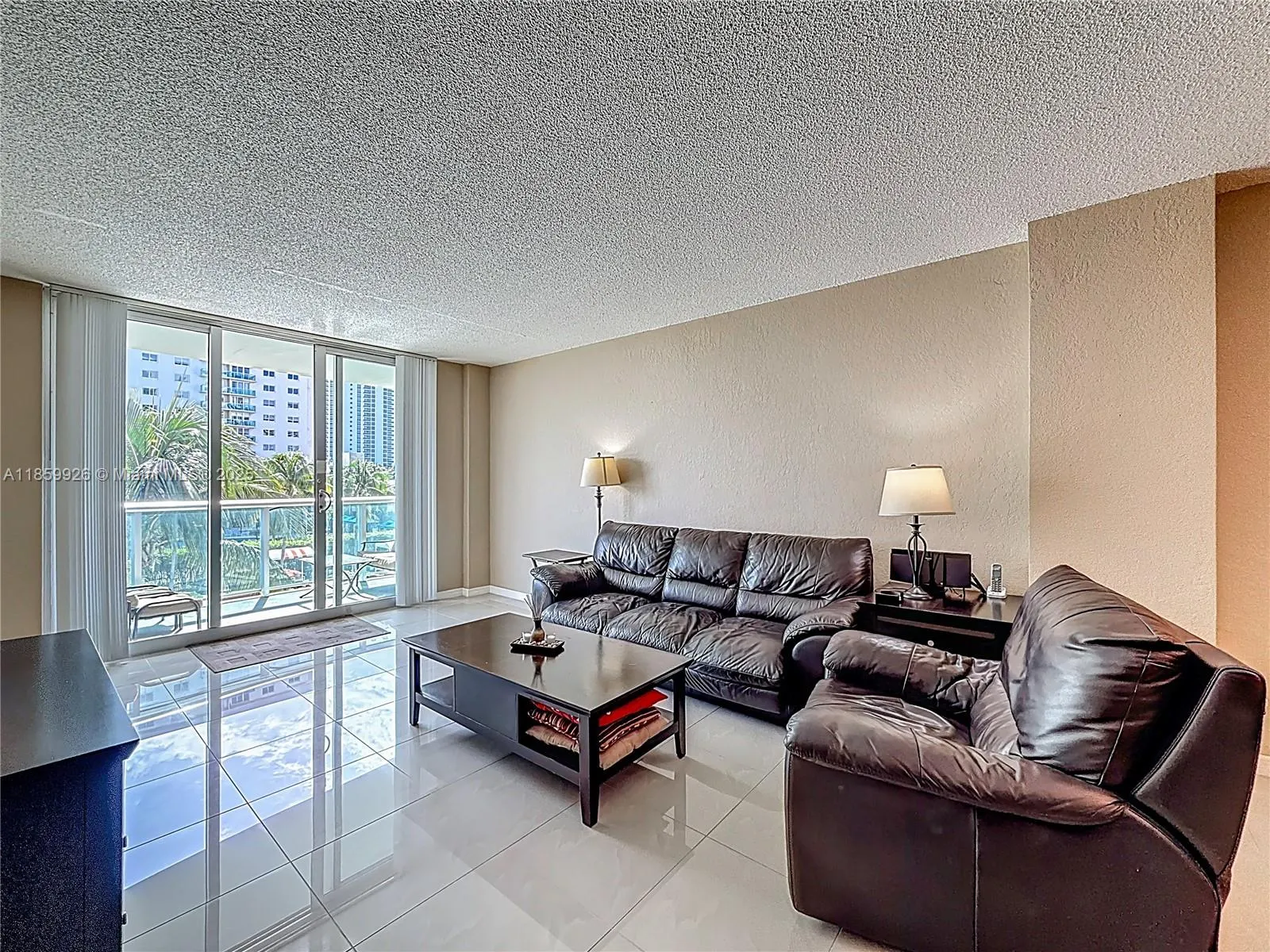 19380 Collins Ave, #308