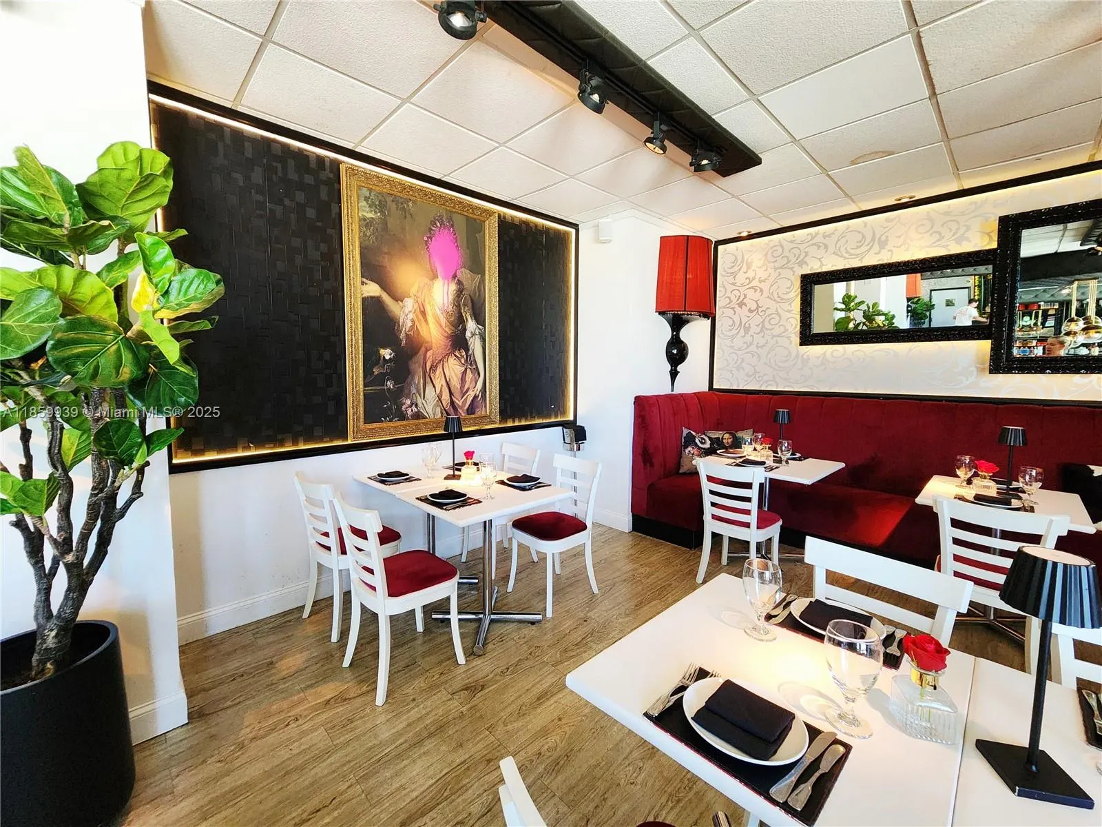 5555 Collins Ave, #9S