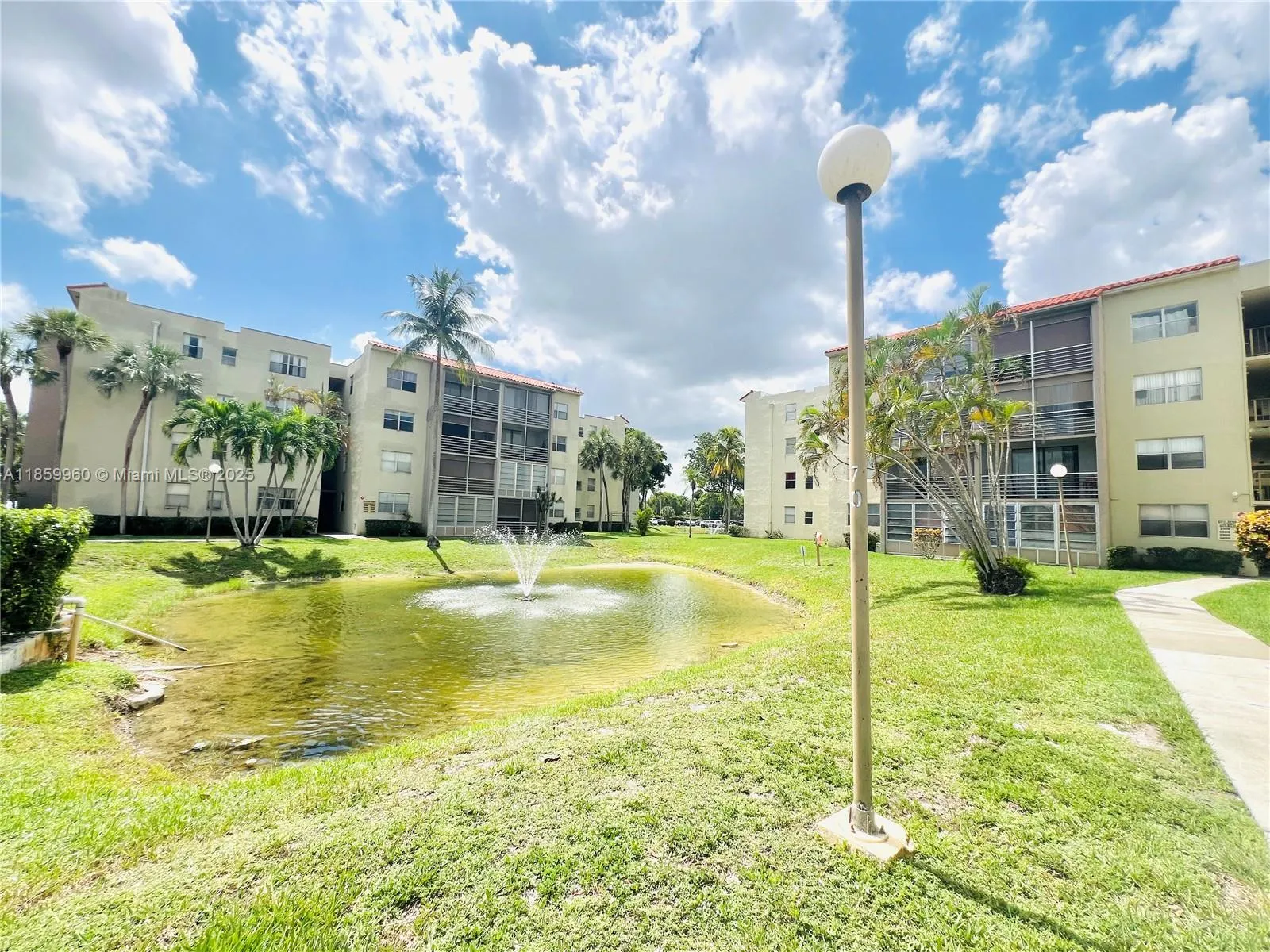 1810 SW 81st Ave, #2201