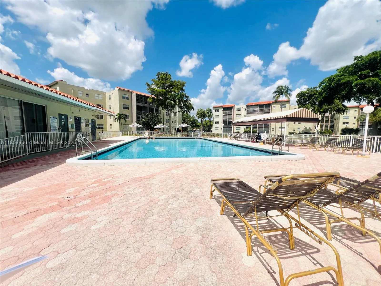 1810 SW 81st Ave, #2201