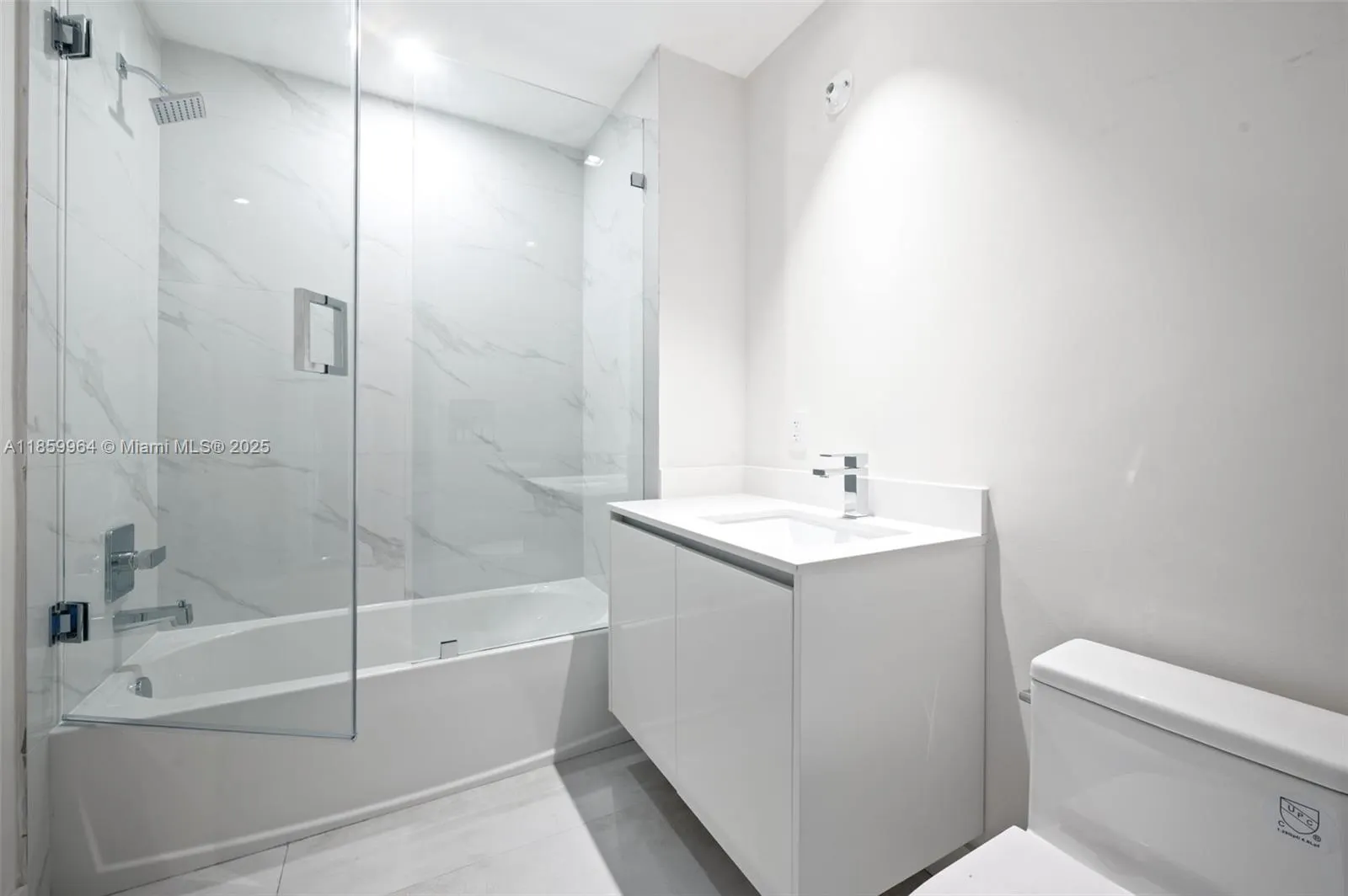 700 NE 24, #1406