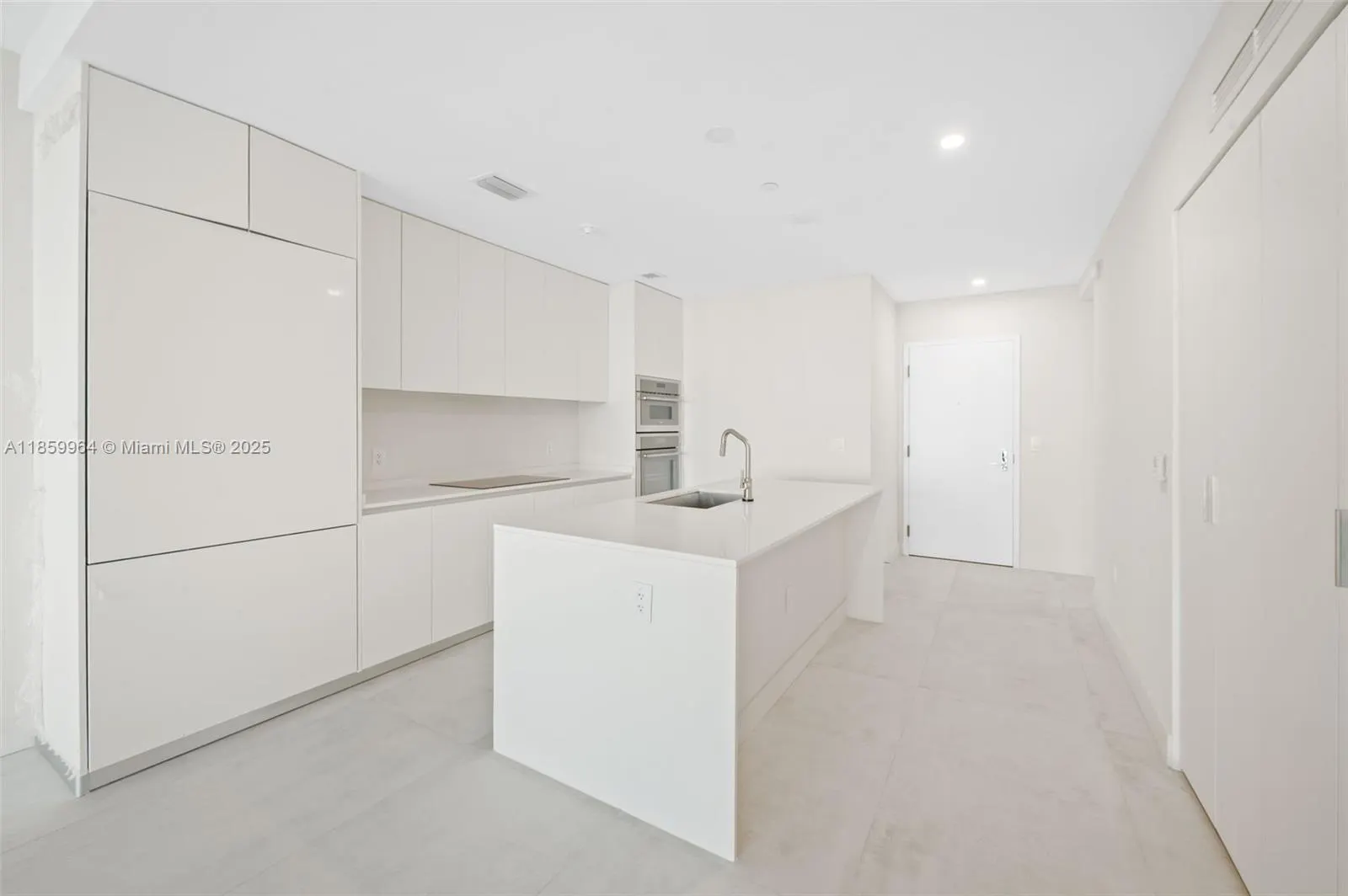 700 NE 24, #1406