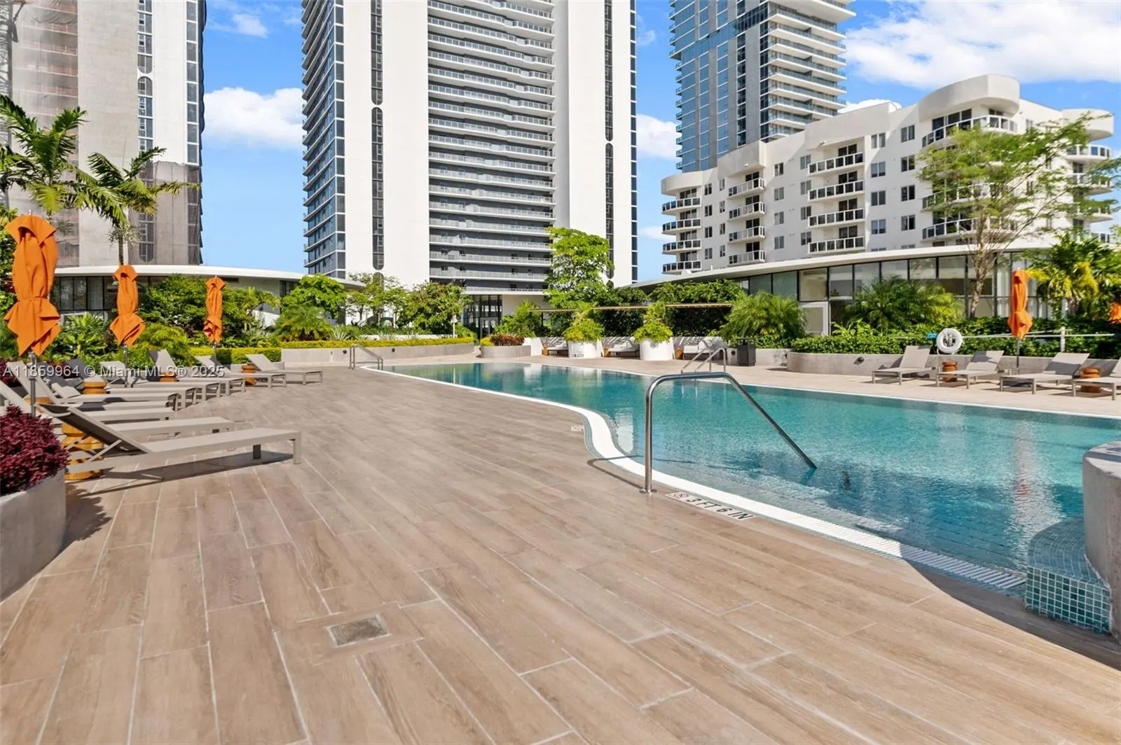 700 NE 24, #1406