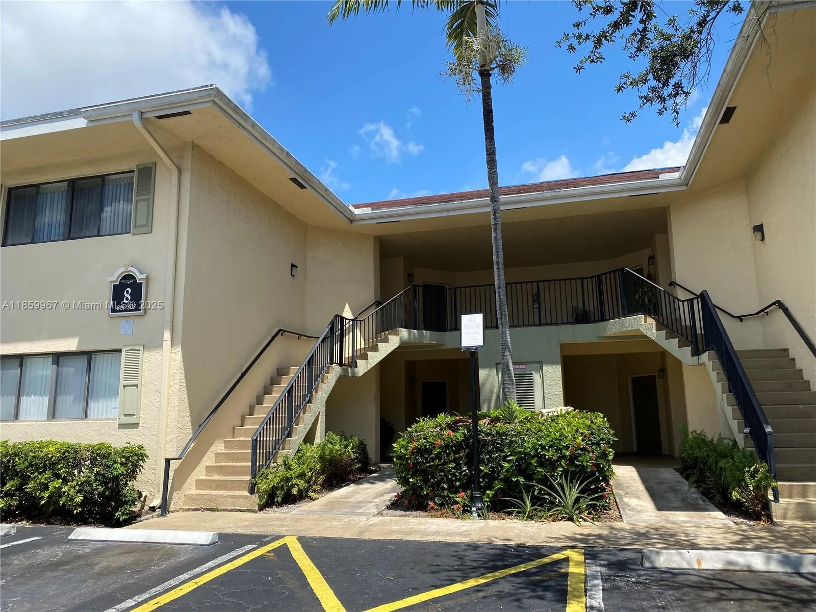 2445 SW 18th Ter, #805