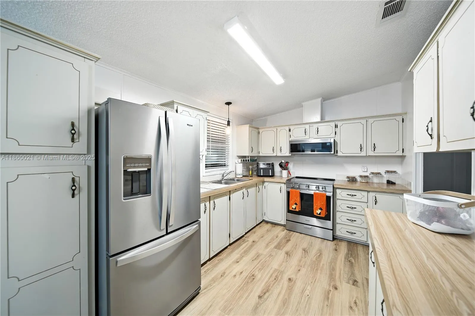 18728 SW 349 St