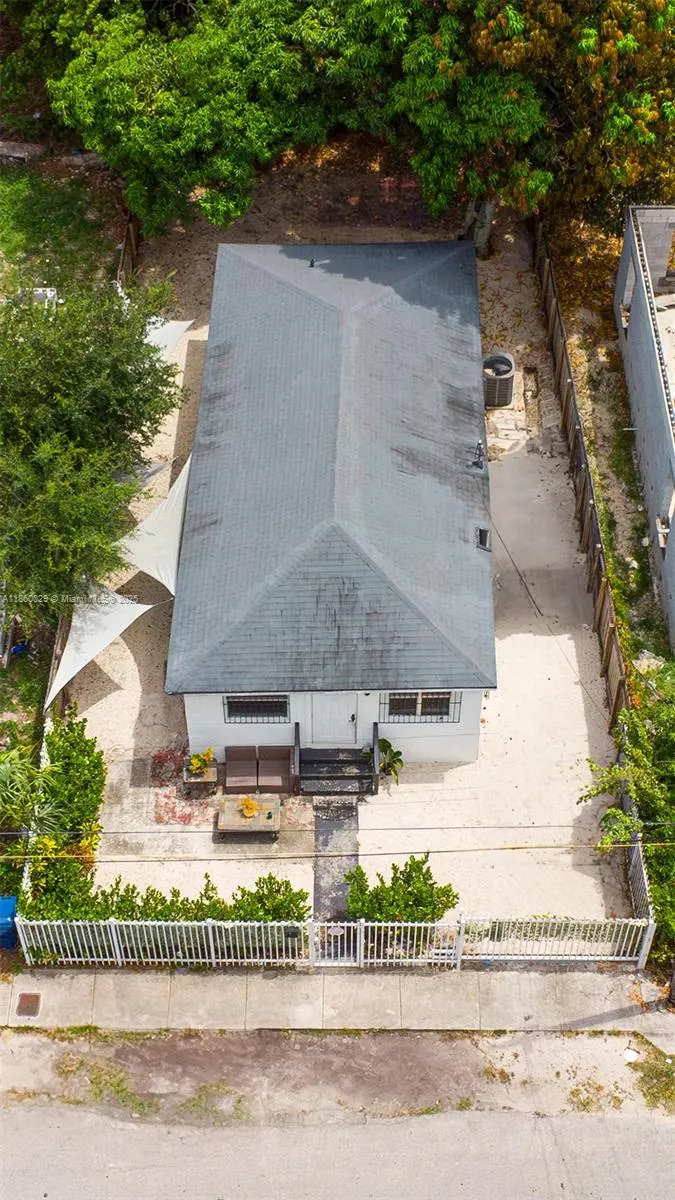 1820 NW 63rd St