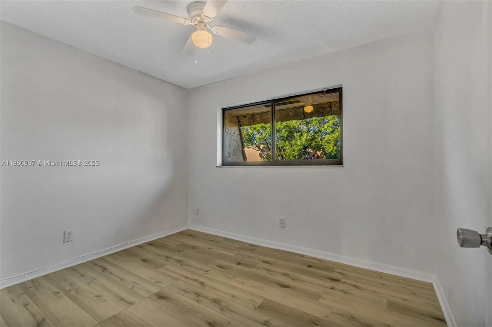 94 Pleasant Hill Ln