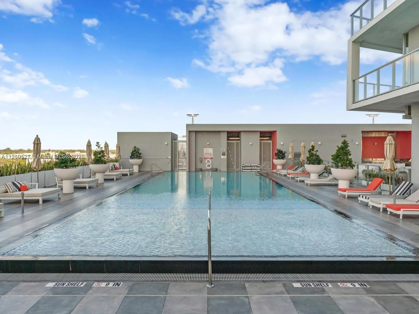 2000 Metropica Way, #2509