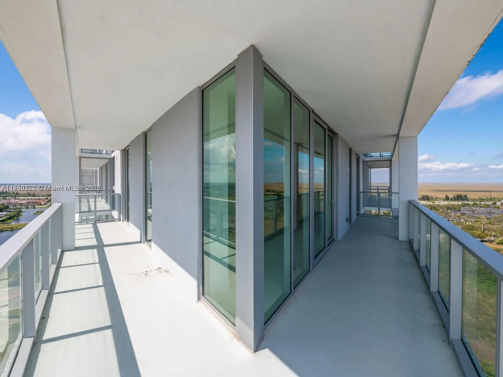 2000 Metropica Way, #2509