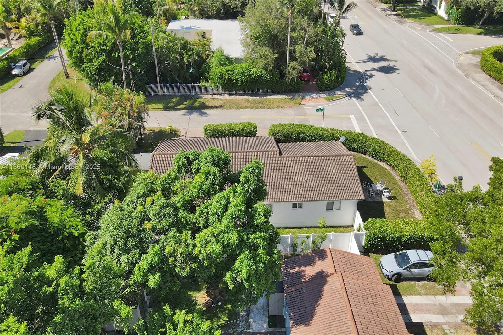 10 NW 100th St