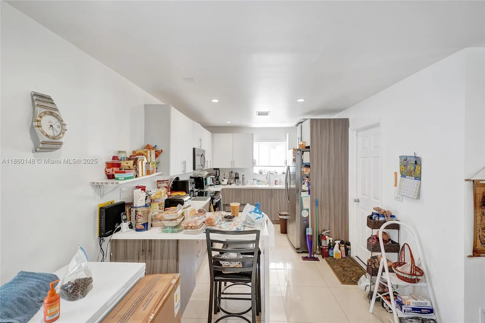 10 NW 100th St