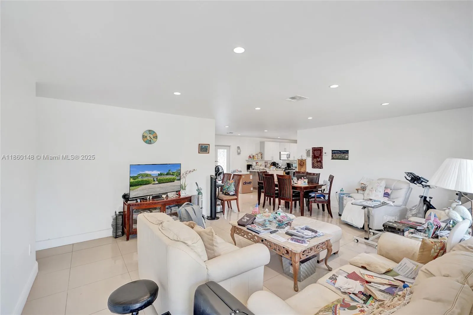 10 NW 100th St