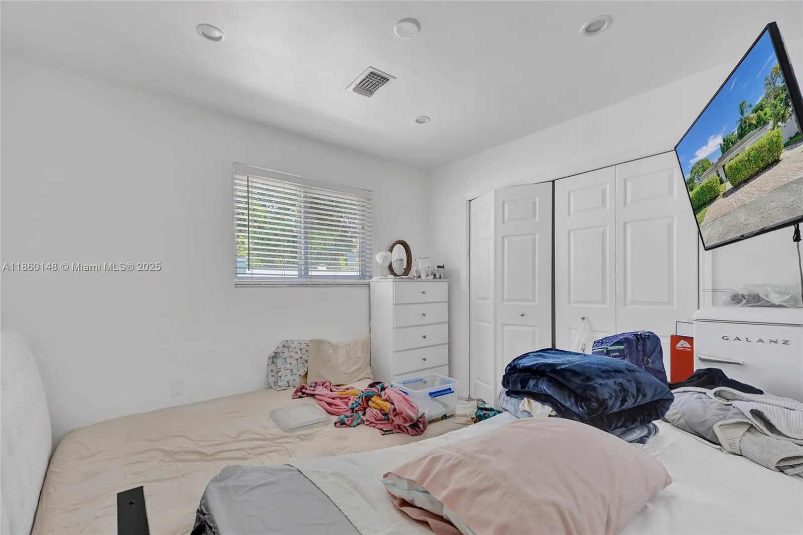 10 NW 100th St
