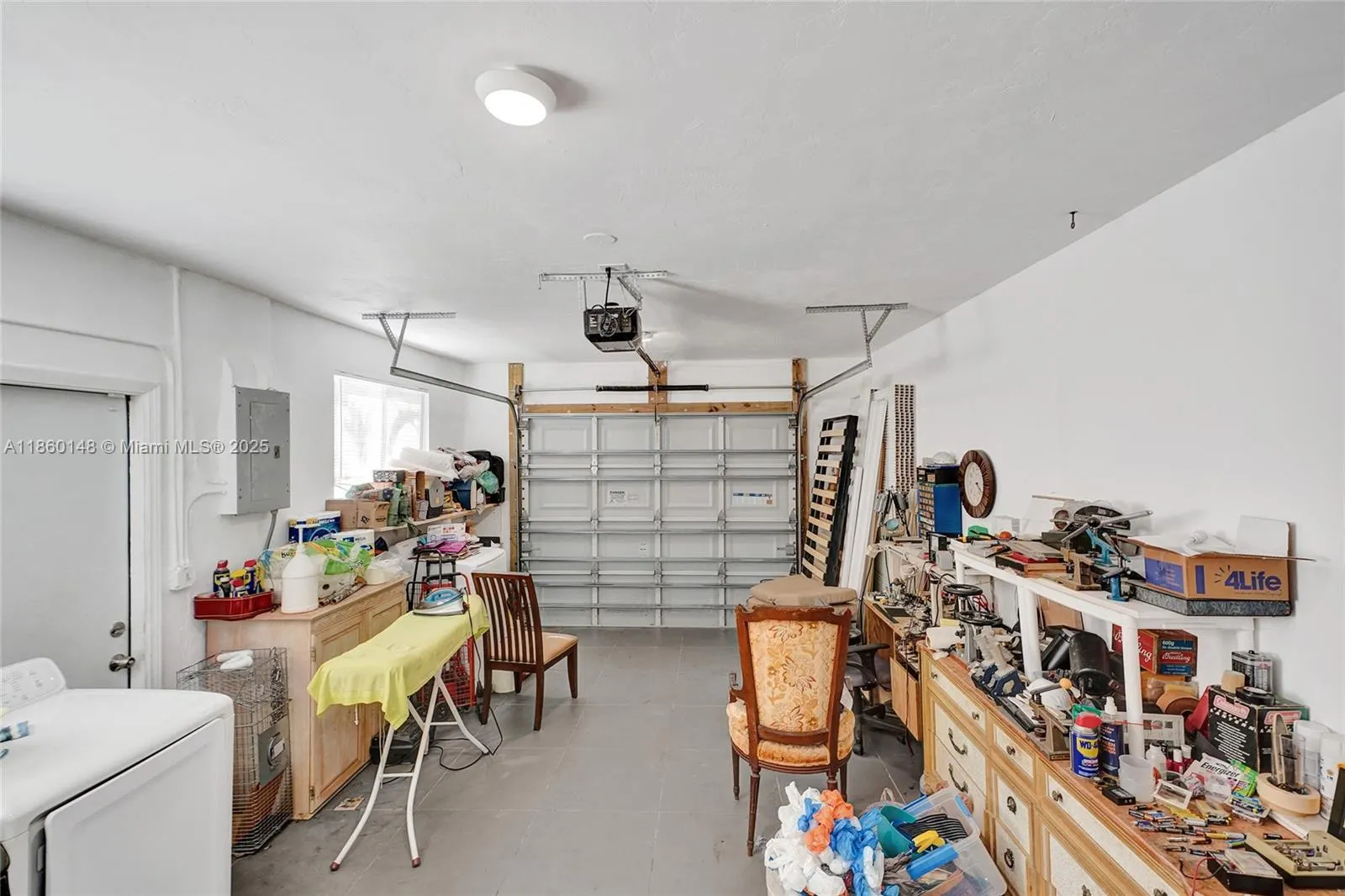 10 NW 100th St